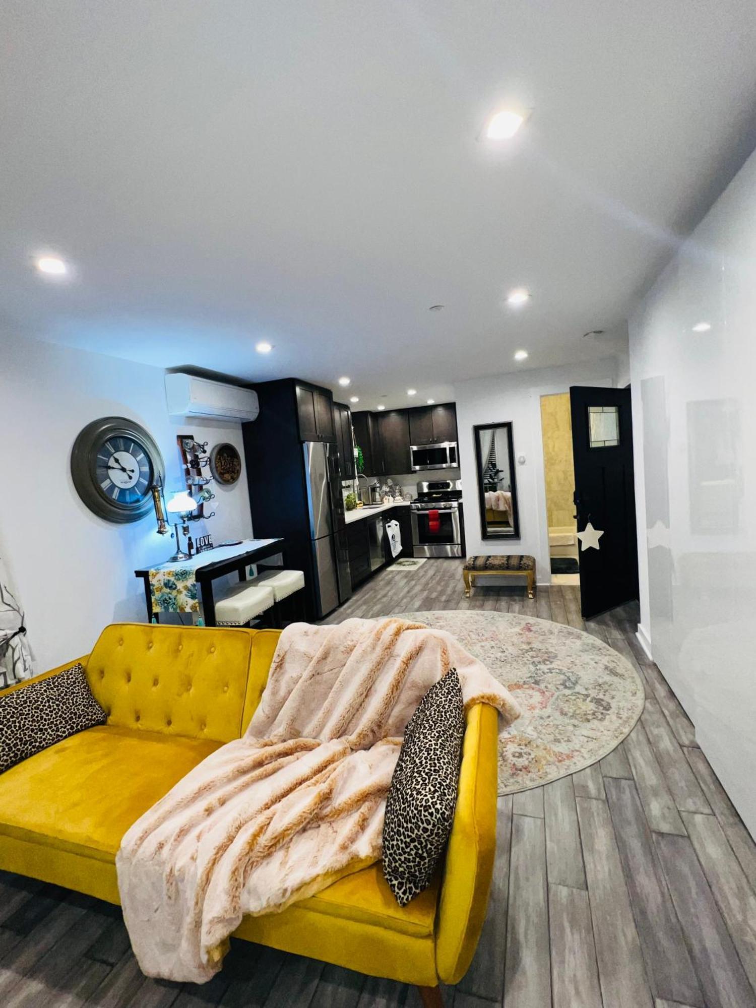 Eleni'S Charming Studio New York City Exterior photo